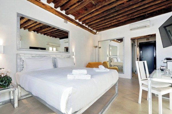 Ropa de cama de alta calidad y minibar