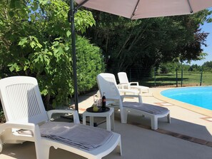 Piscine extérieure (ouverte en saison)