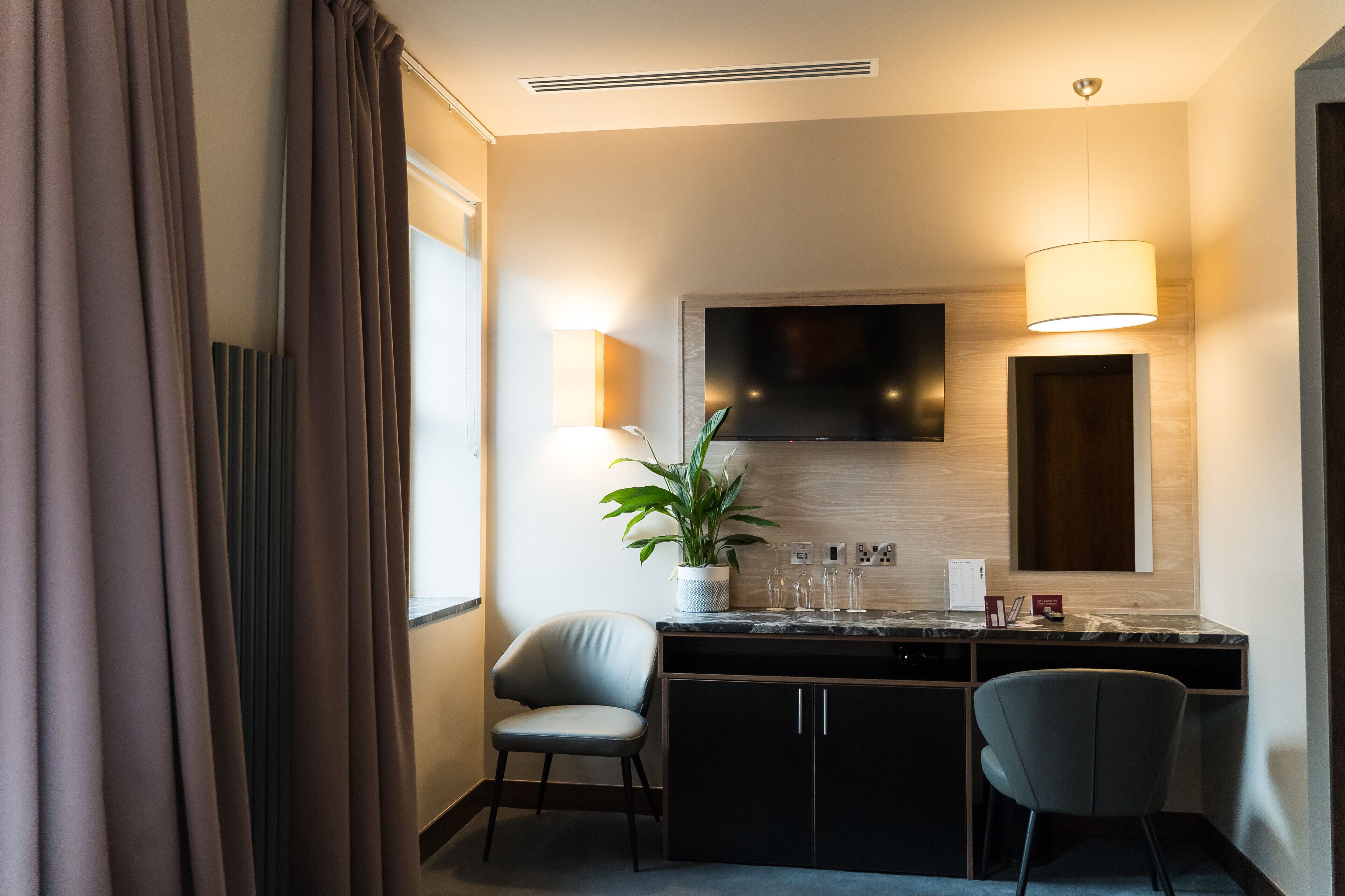 classic double room | 1 bedroom, premium bedding, desk, blackout curtains