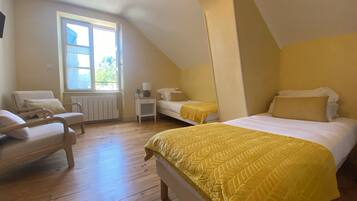 패밀리 스위트 | 책상, 다리미/다리미판, 무료 WiFi