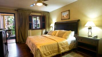 Premium bedding, minibar, in-room safe, free cribs/infant beds