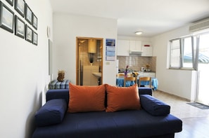 Apartment, 1 Bedroom, Terrace, Ground Floor | Premium bedding, free WiFi, bed sheets