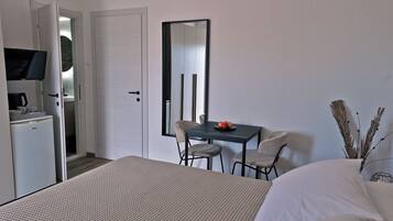 Premium bedding, free WiFi, bed sheets