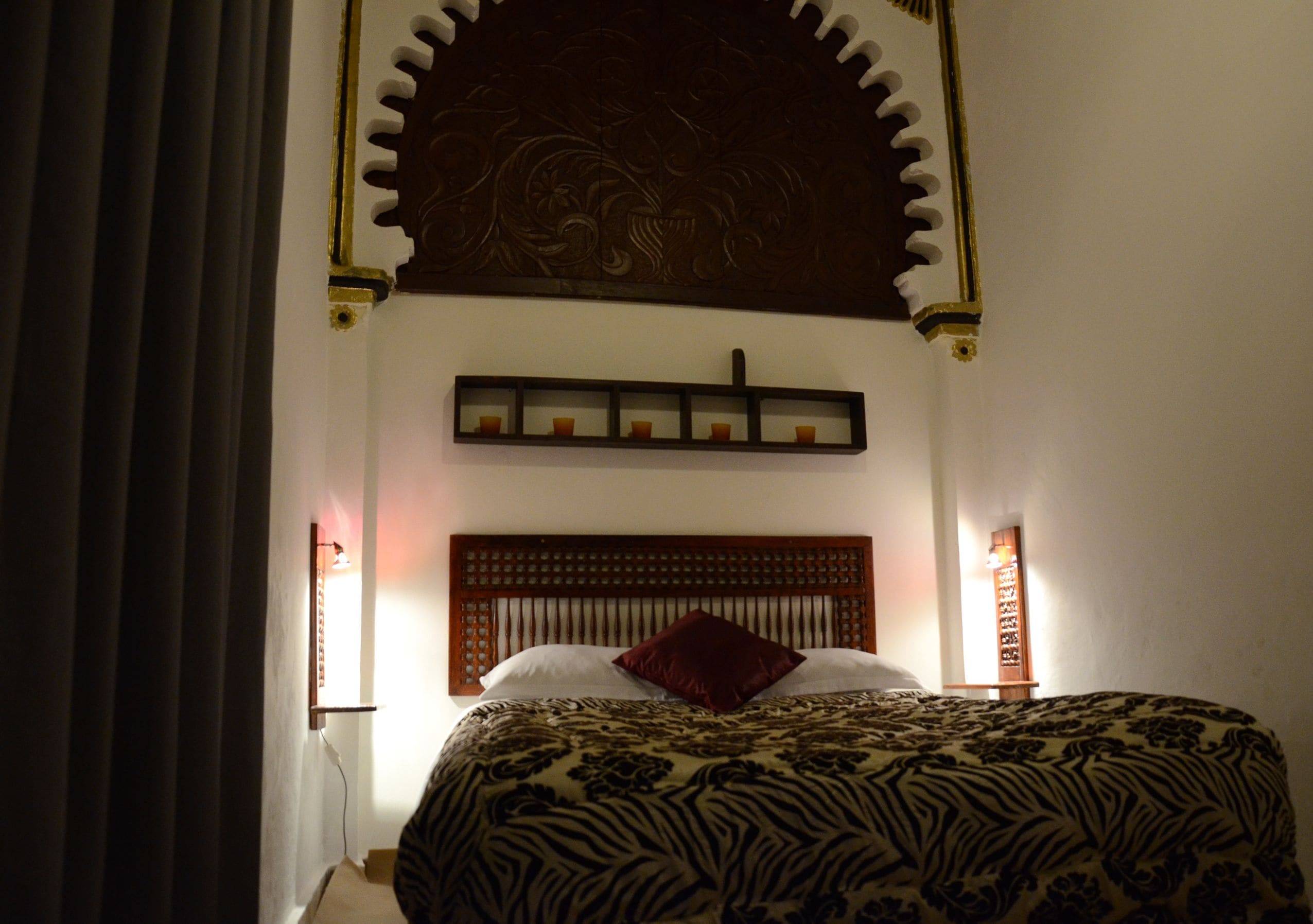 Chambre Double Classique, vue montagne | Couette en duvet d'oie, décoration personnalisée