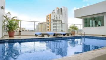 Piscina a l'aire lliure