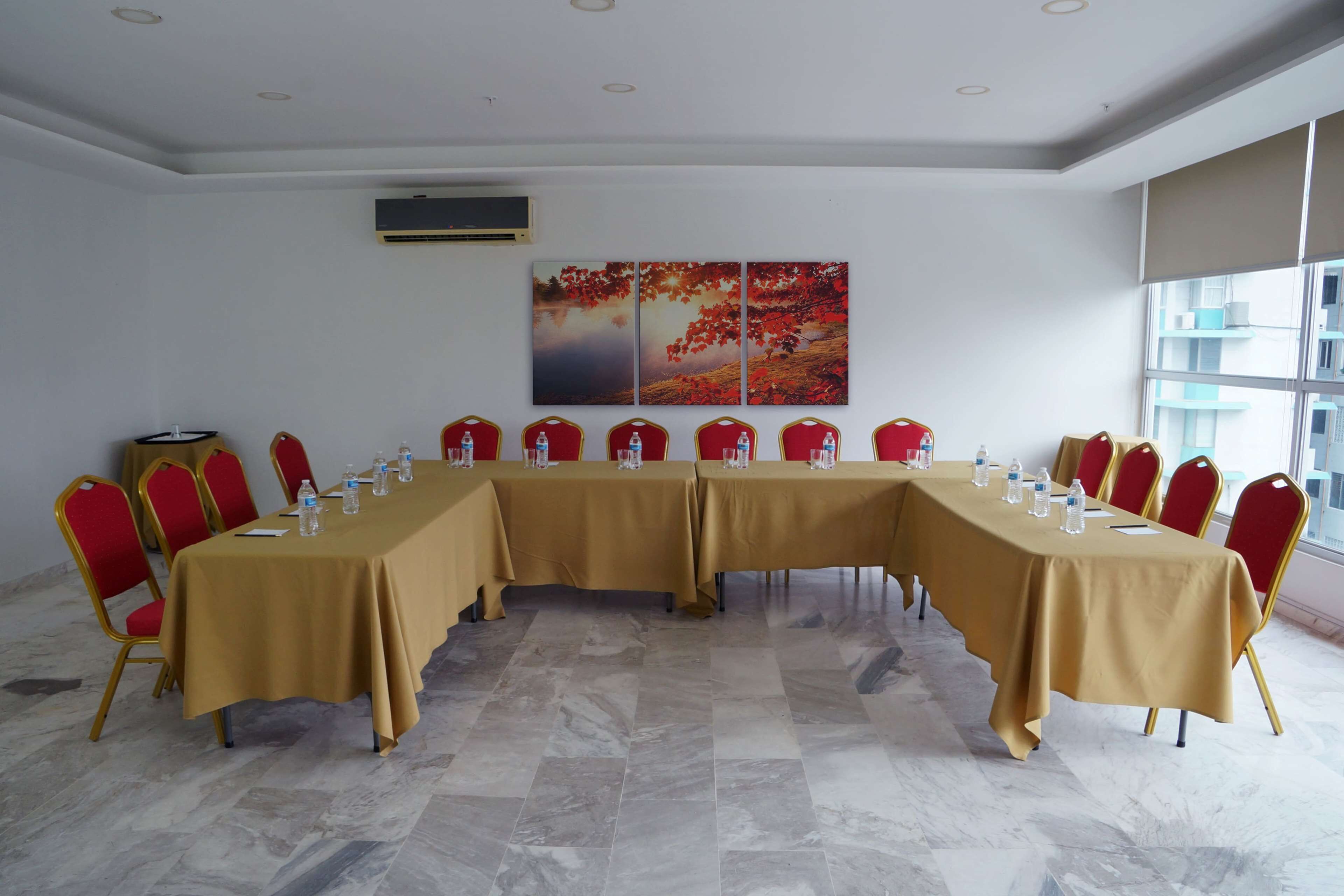 Photo - Ramada by Wyndham Panama Via Argentina