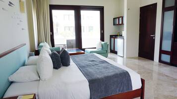 Villa (2 Bedroom Master-Jacuzzi) | In-room safe, free WiFi