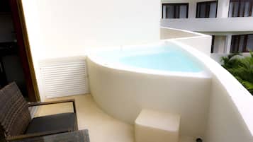 Villa (2 Bedroom Master-Jacuzzi) | Pool | Outdoor pool