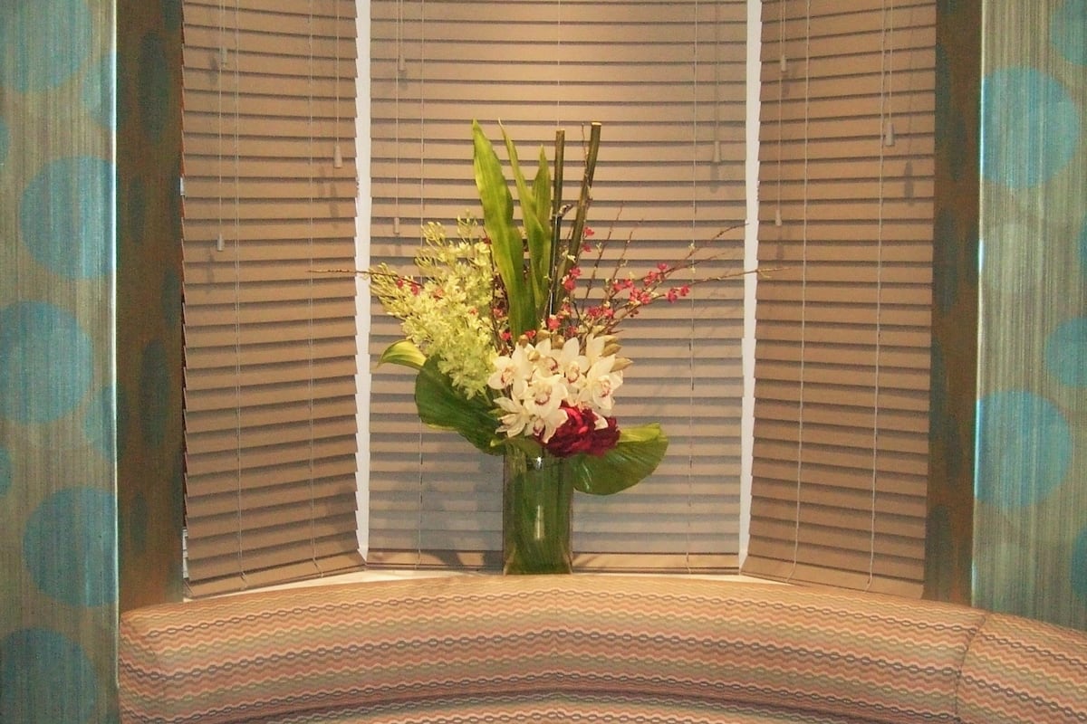 ocean views, open daily