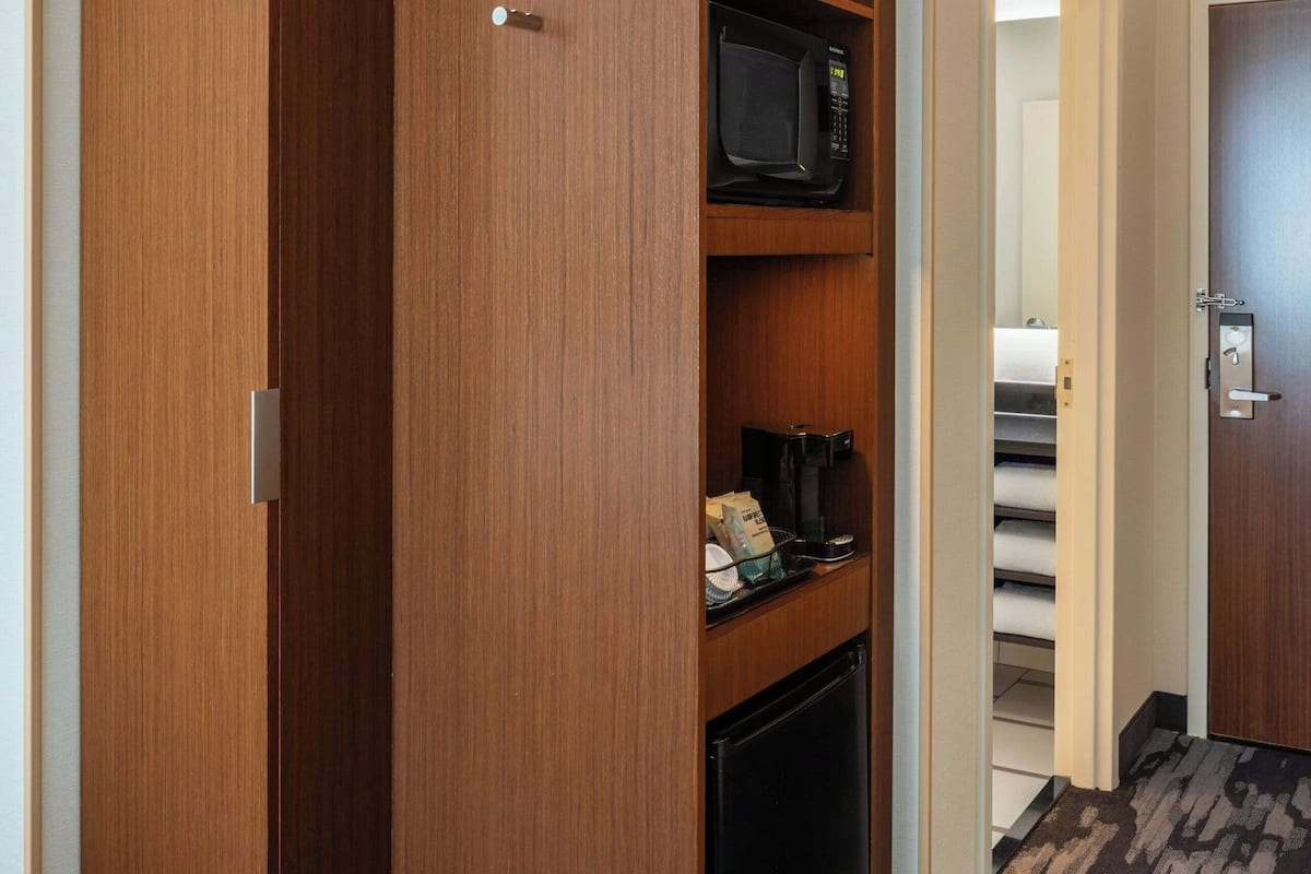 1 bedroom, premium bedding, down duvets, pillow-top beds