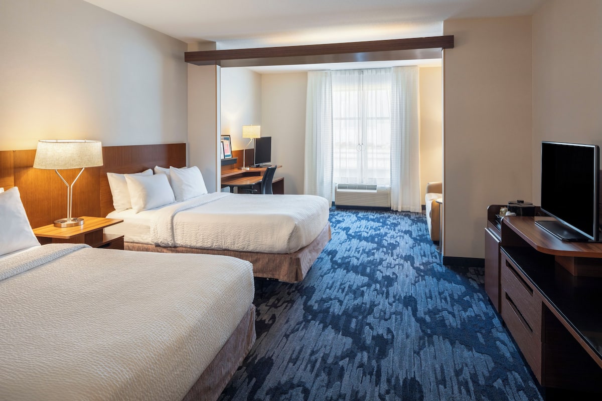 Suite, flere senger | Sengetøy av topp kvalitet, dundyner og senger med overmadrass