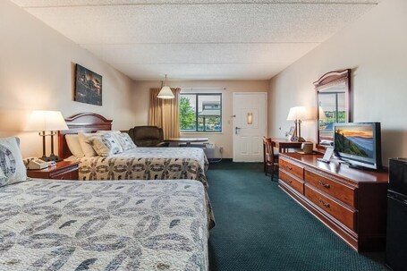 Mountain Breeze Motel - Image 31