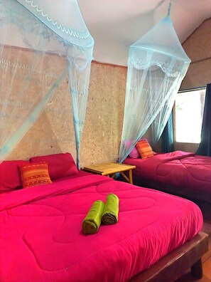 Triple Room with Garden View | Select Comfort beds, desk, laptop workspace, blackout curtains - Lanta Maikeaw Bungalow (Ko Lanta)