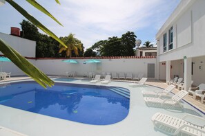 Outdoor pool, pool loungers