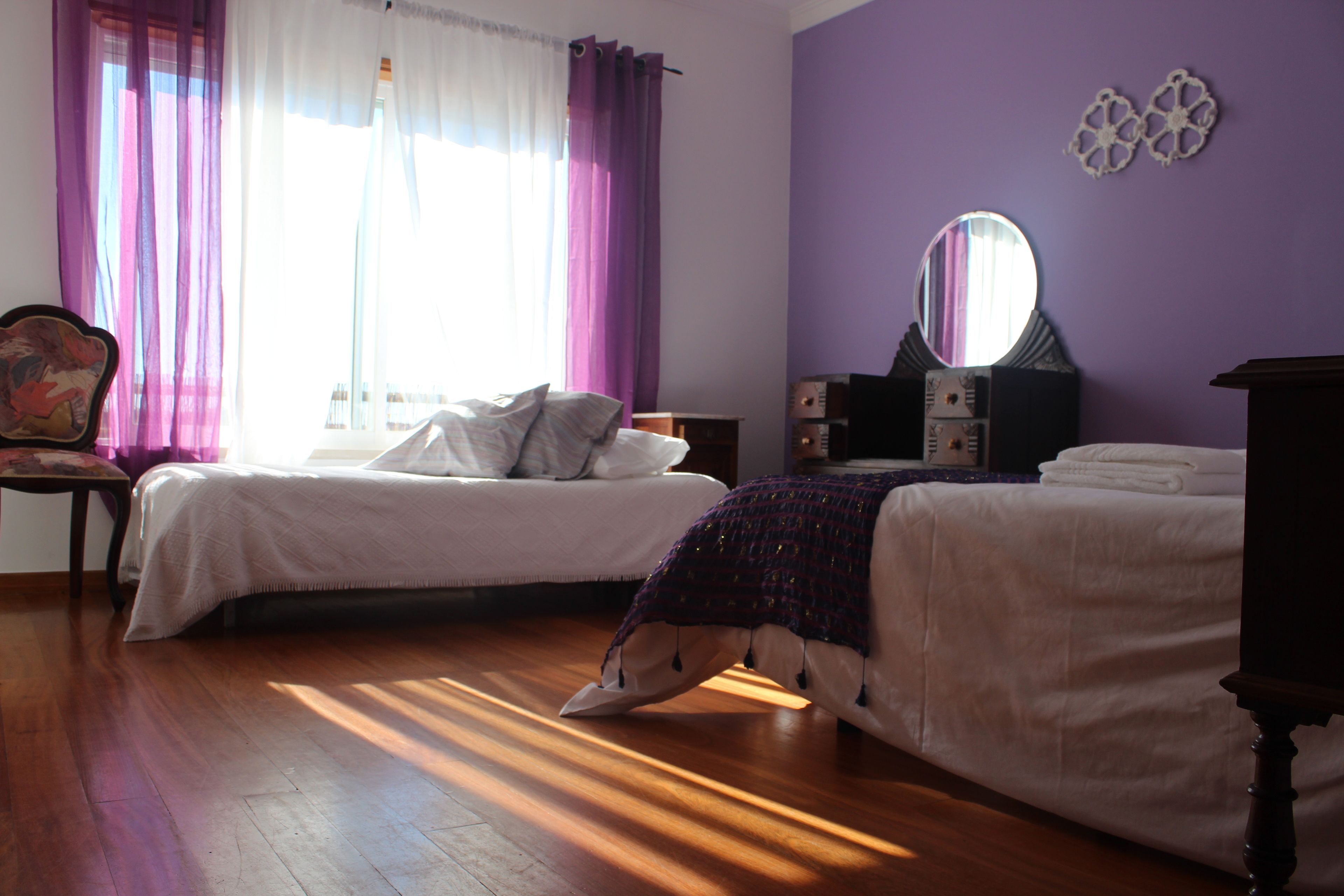 Caja de seguridad en la habitación, wifi gratis y ropa de cama 