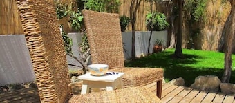 Ericeira Chill Hill Hostel & Private Rooms