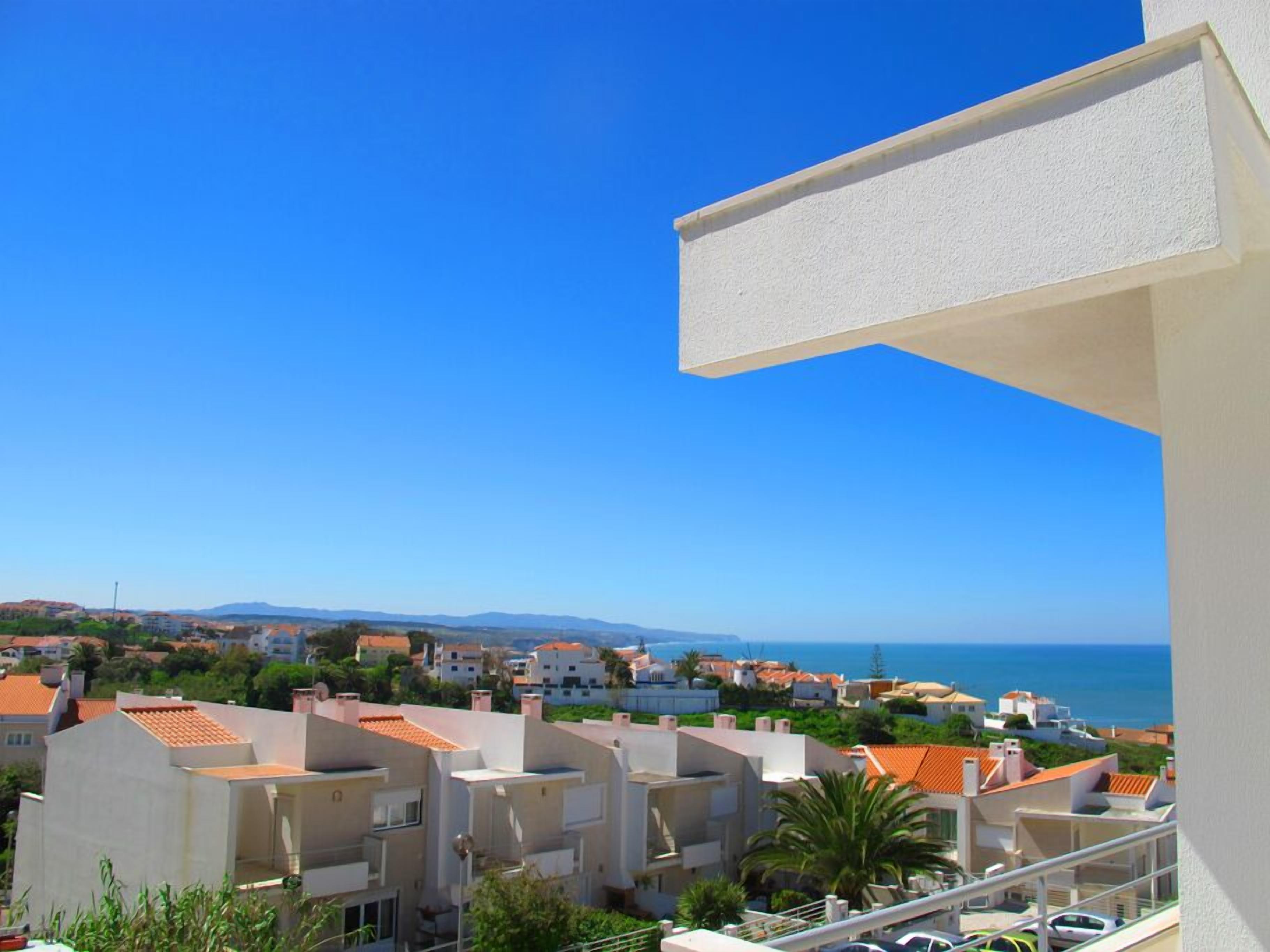 Photo - Ericeira Chill Hill Hostel & Private Rooms