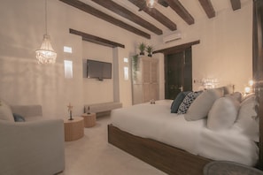 Superior Double Room, 1 King Bed with Sofa bed, Ensuite, City View (Ground Floor) | Minibar, in-room safe, desk, blackout drapes