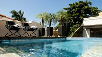 Indoor pool, outdoor pool