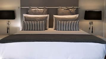 Suite Pimenta | Roupas de cama premium, frigobar, cofres nos quartos