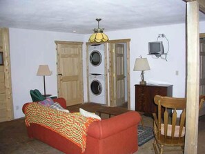 Chalet rustique Prestige, plusieurs chambres, vue sur la montagne (River Access) | Salle de séjour