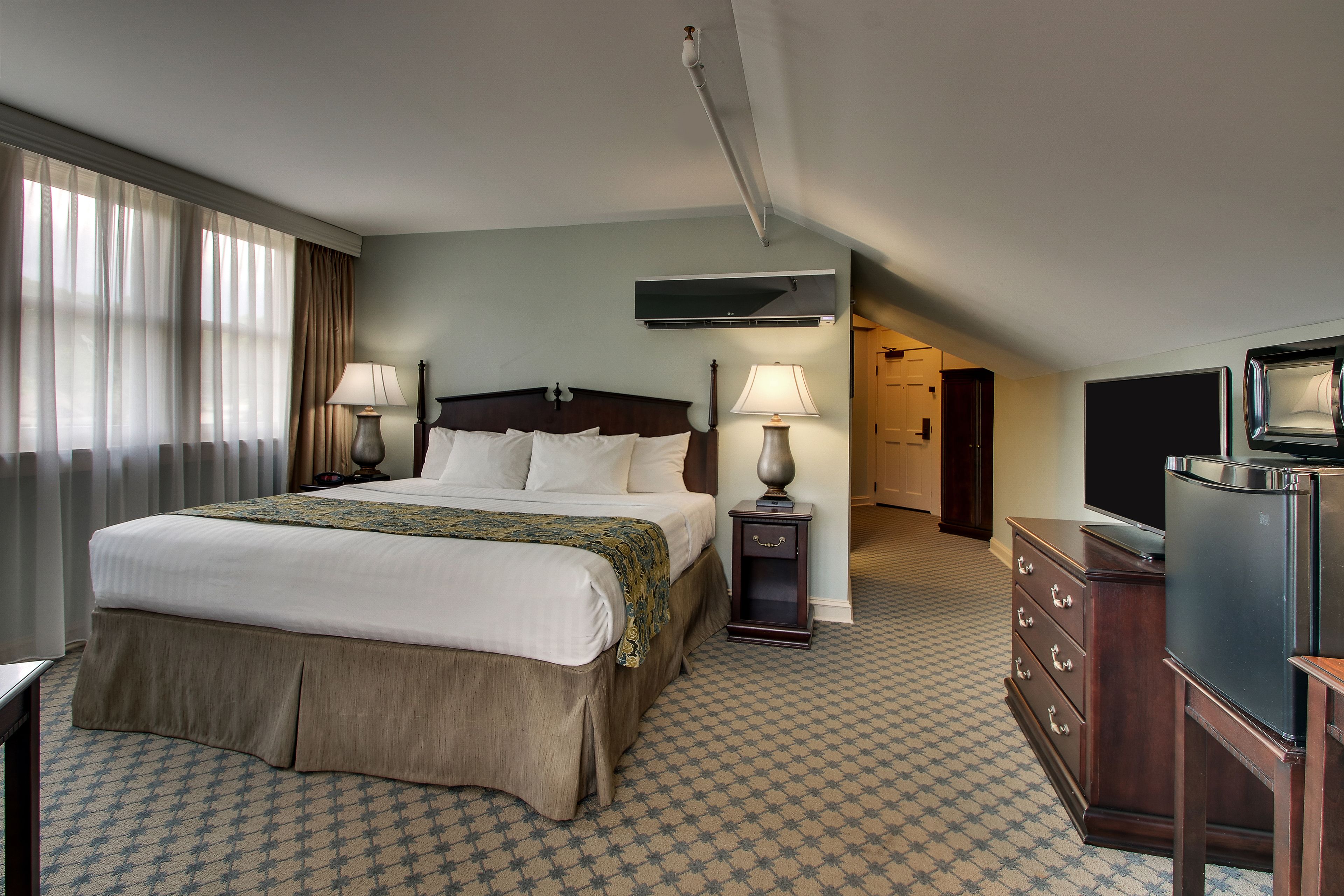 premium bedding, desk, soundproofing, iron/ironing board