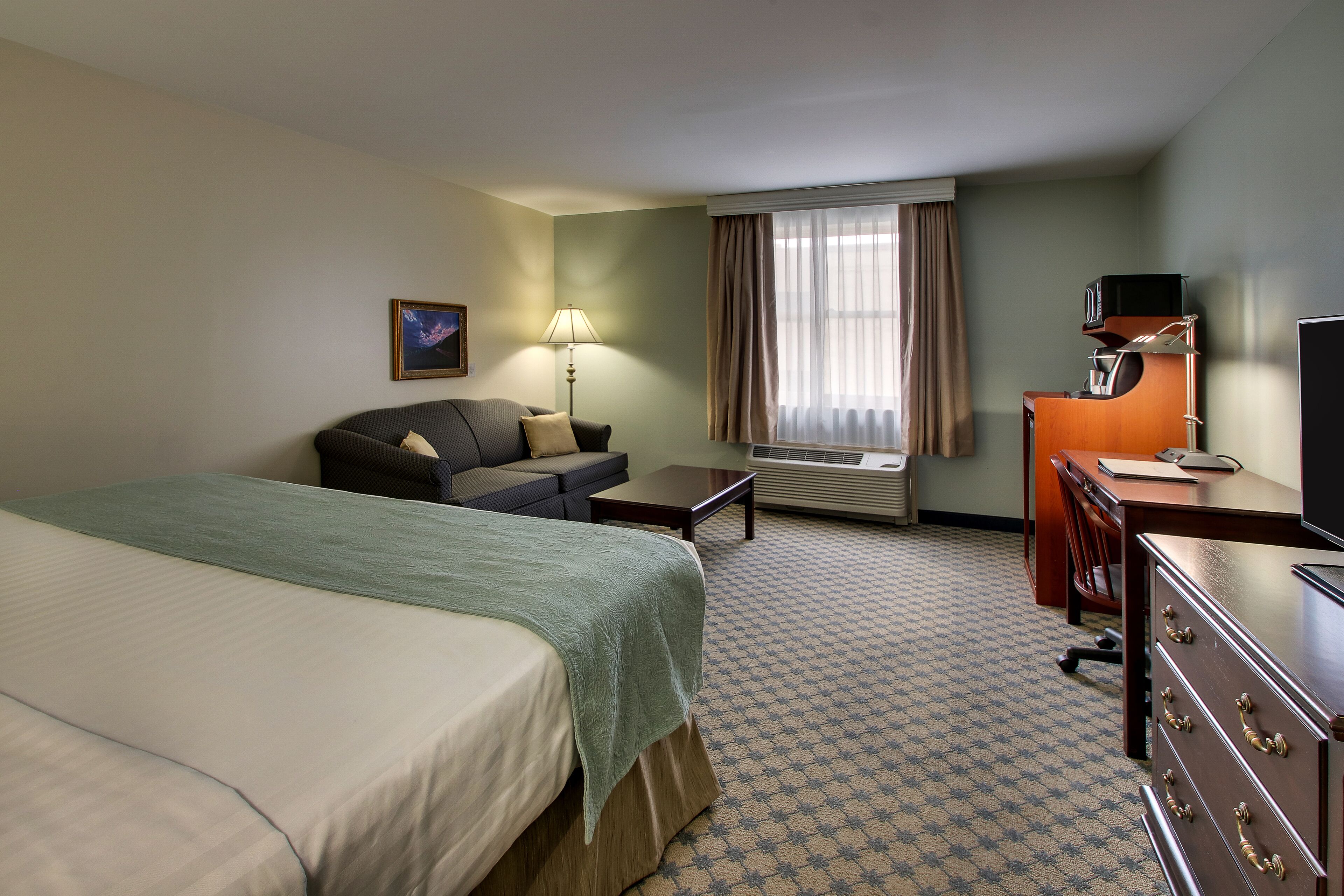 standard room, 1 king bed with sofa bed | premium bedding, desk, soundproofing, iron/ironing board