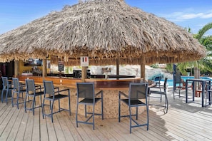 Poolside bar