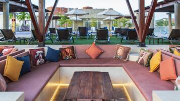 Poolside bar