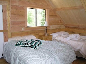 Traditional Cabin, 2 Bedrooms, 2 Bathrooms, Mountain View (River Access) | Living area - Alpine Vacation Rental (Lake City)