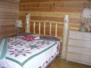 2 bedrooms, free rollaway beds, free WiFi - Horseman Vacation Rental (Lake City)
