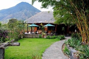 Exterior - Hotel y Restaurante Bambu (Santiago Atitlán)