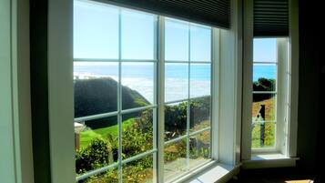 Deluxe Suite, 2 Bedrooms, Hot Tub, Oceanfront (Access via Stairs) | View from room