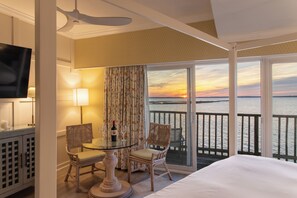 Design Room, 1 King Bed | Frette Italian sheets, premium bedding, down comforters