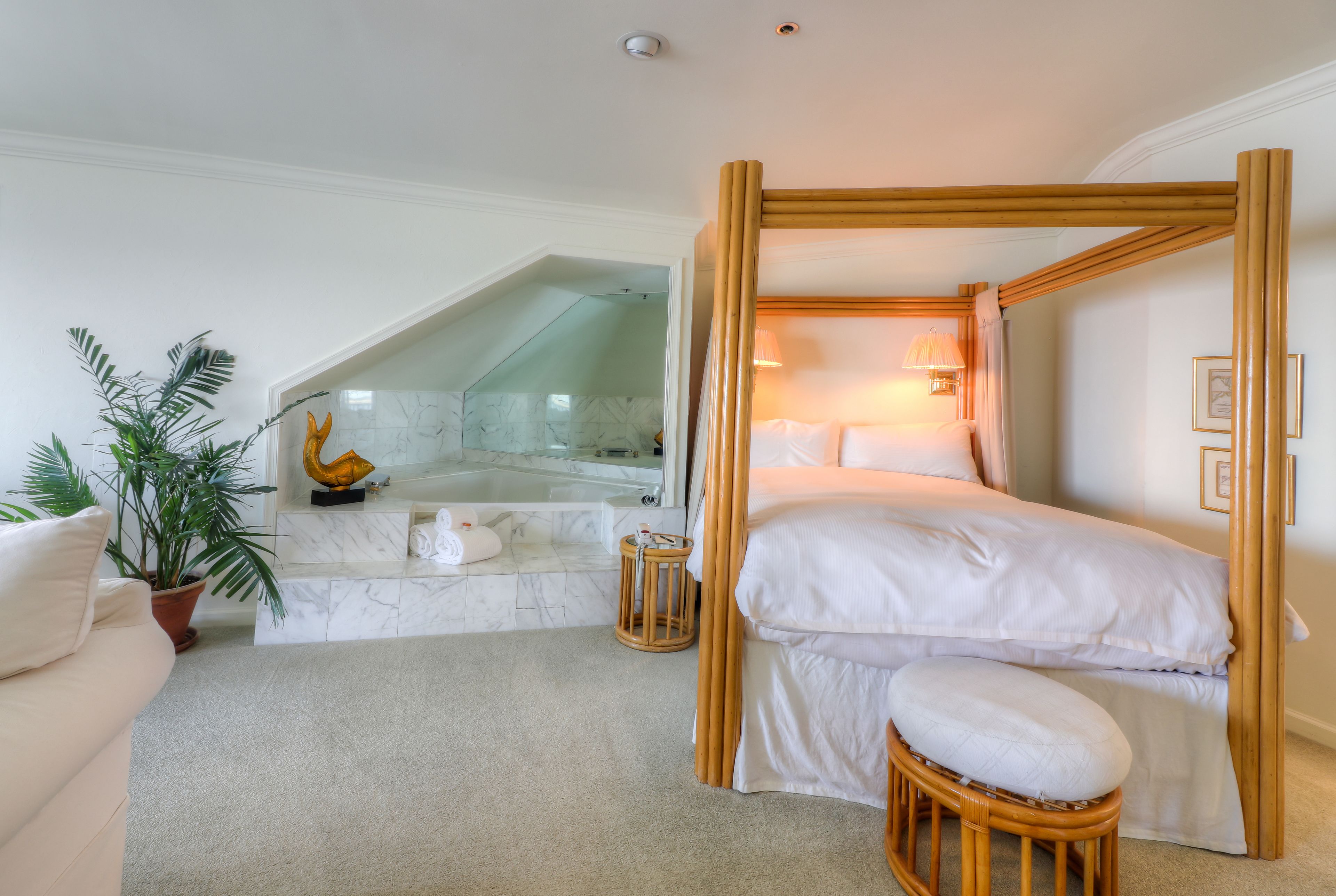 Frette Italian sheets, premium bedding, down duvets, in-room safe
