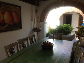 Outdoor dining