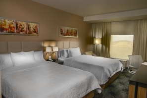 Room, 2 Queen Beds, Non Smoking, Refrigerator | In-room safe, soundproofing, iron/ironing board, free WiFi - Hampton Inn by Hilton Zacatecas (Zacatecas)