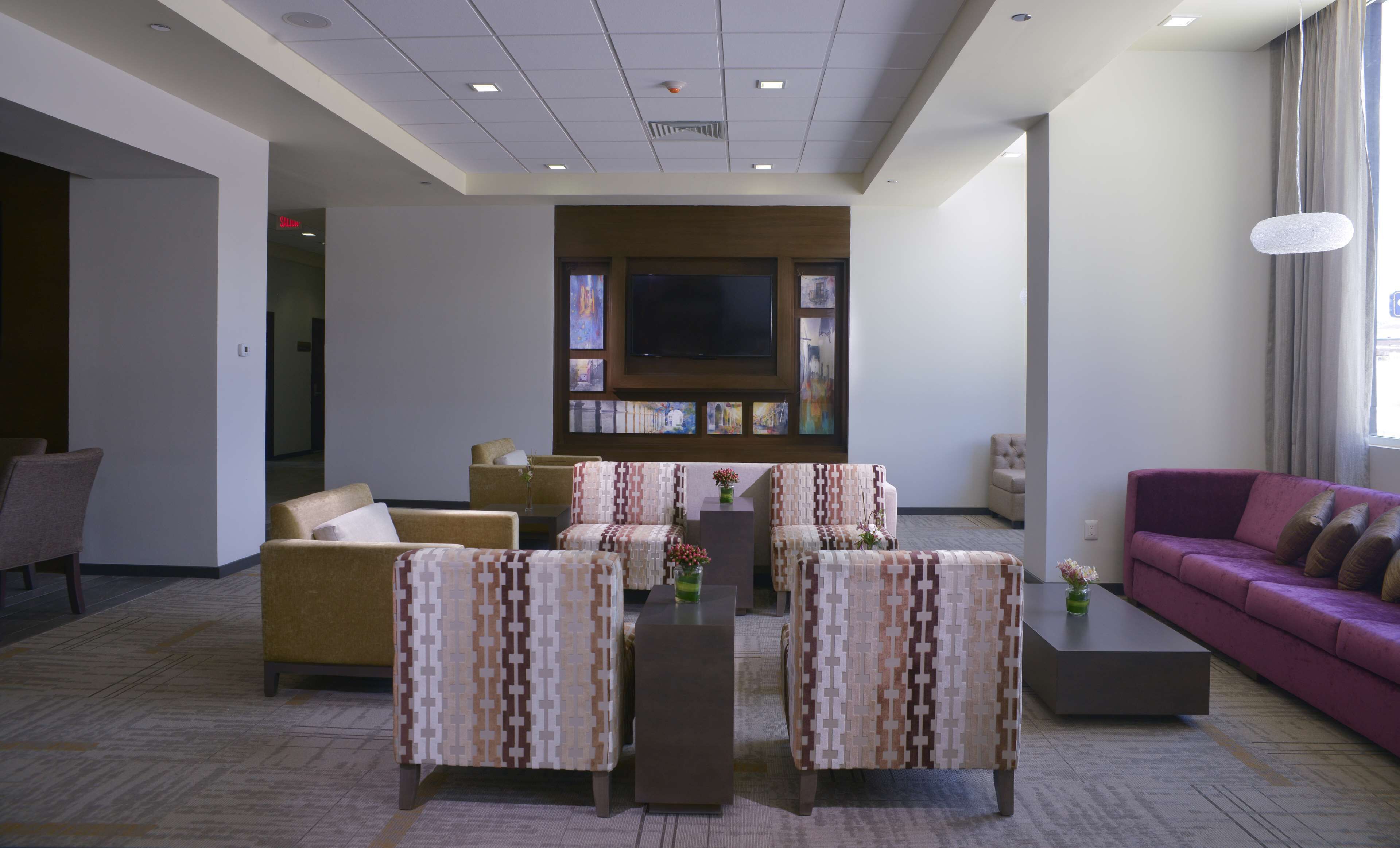 40-inch tv with cable channels