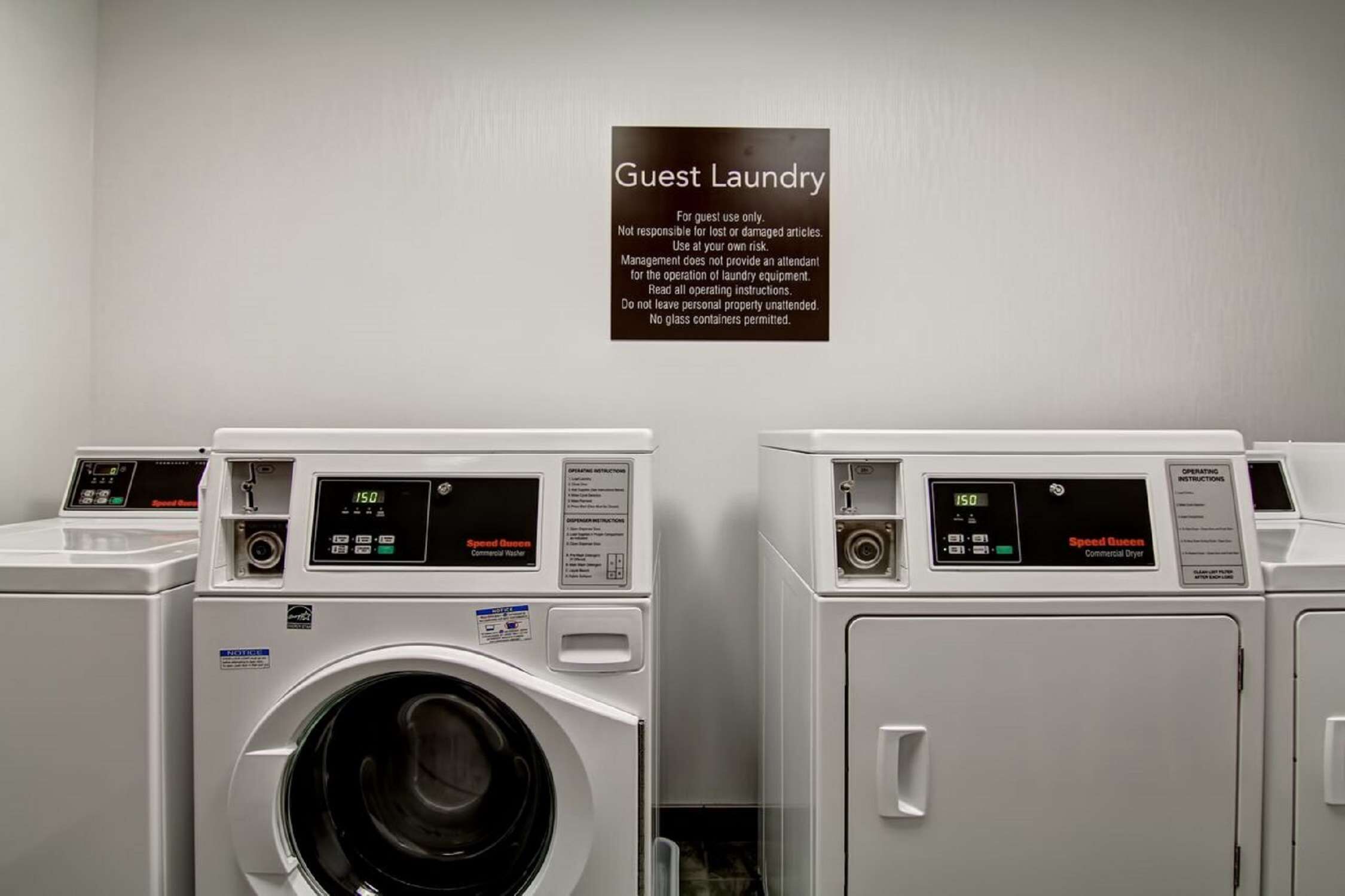 in-room safe, desk, laptop workspace, blackout curtains