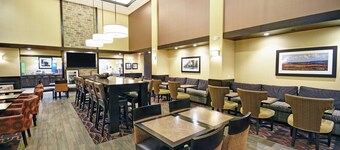 ハンプトン イン & スイーツ ミルウォーキー / フランクリン