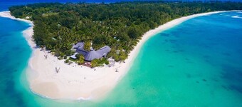 Denis Private Island
