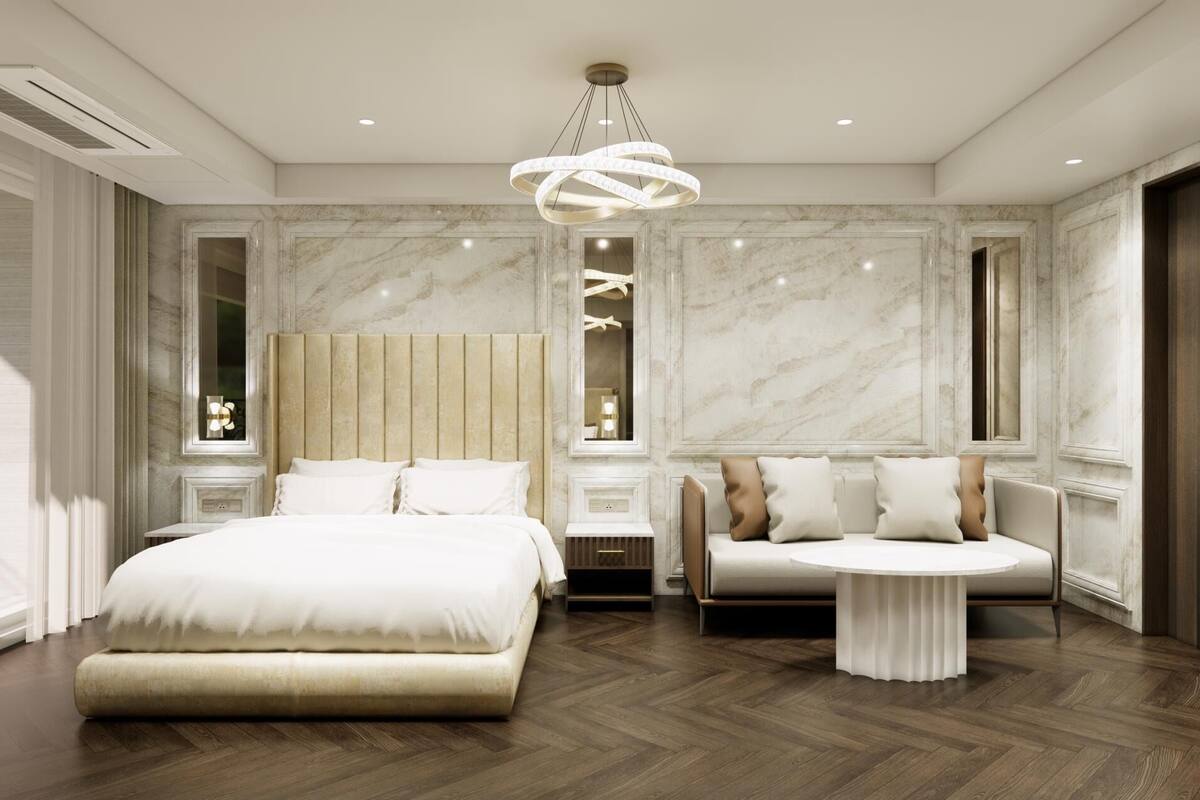 2 bedrooms, premium bedding, minibar, in-room safe