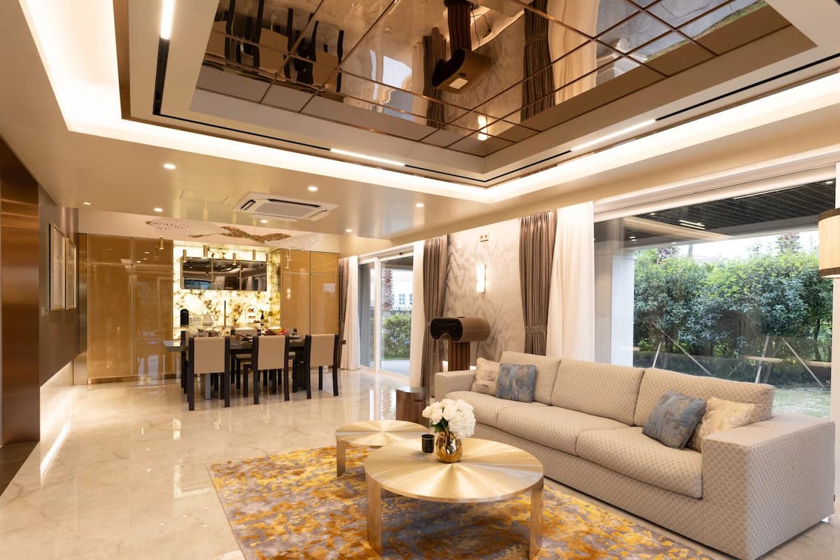 96 pyeong pool villa | Roupas de cama premium, frigobar, cofres nos quartos, escrivaninha