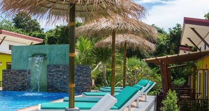 Pinky Bungalows Resort