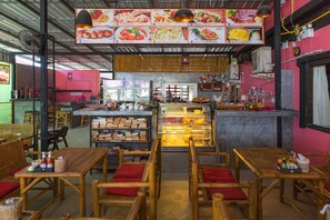Breakfast area - Pinky Bungalows Resort (Ko Lanta)