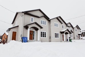 Familie cottage, 4 slaapkamers, bubbelbad, uitzicht op bergen (35) | Uitzicht op het resort