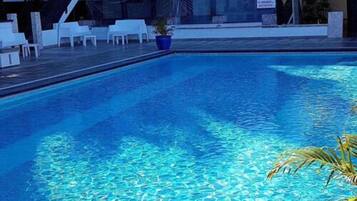 Kolam renang