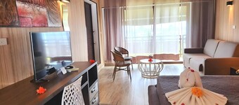 The Crow's Nest Resort