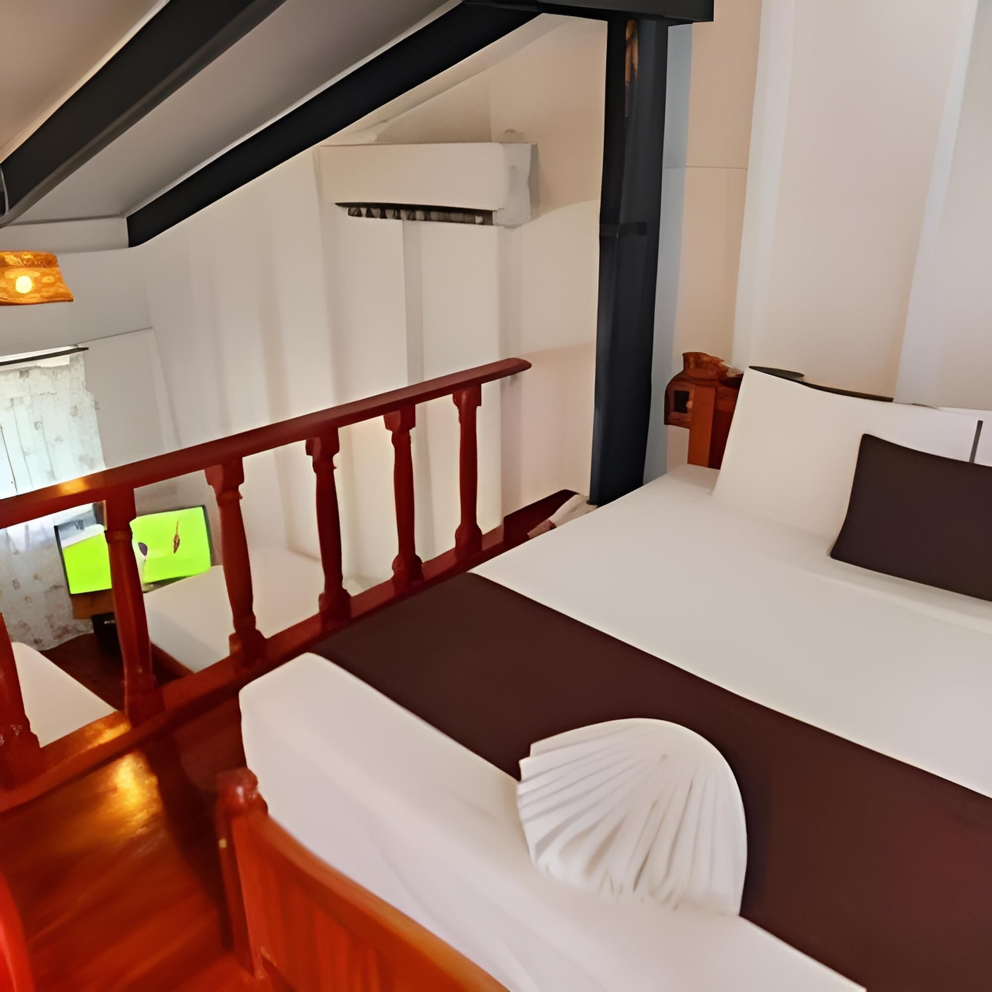 Minibar, coffres-forts dans les chambres, bureau, chambres insonorisées