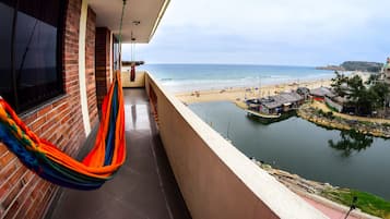 Pemandangan dari hartanah